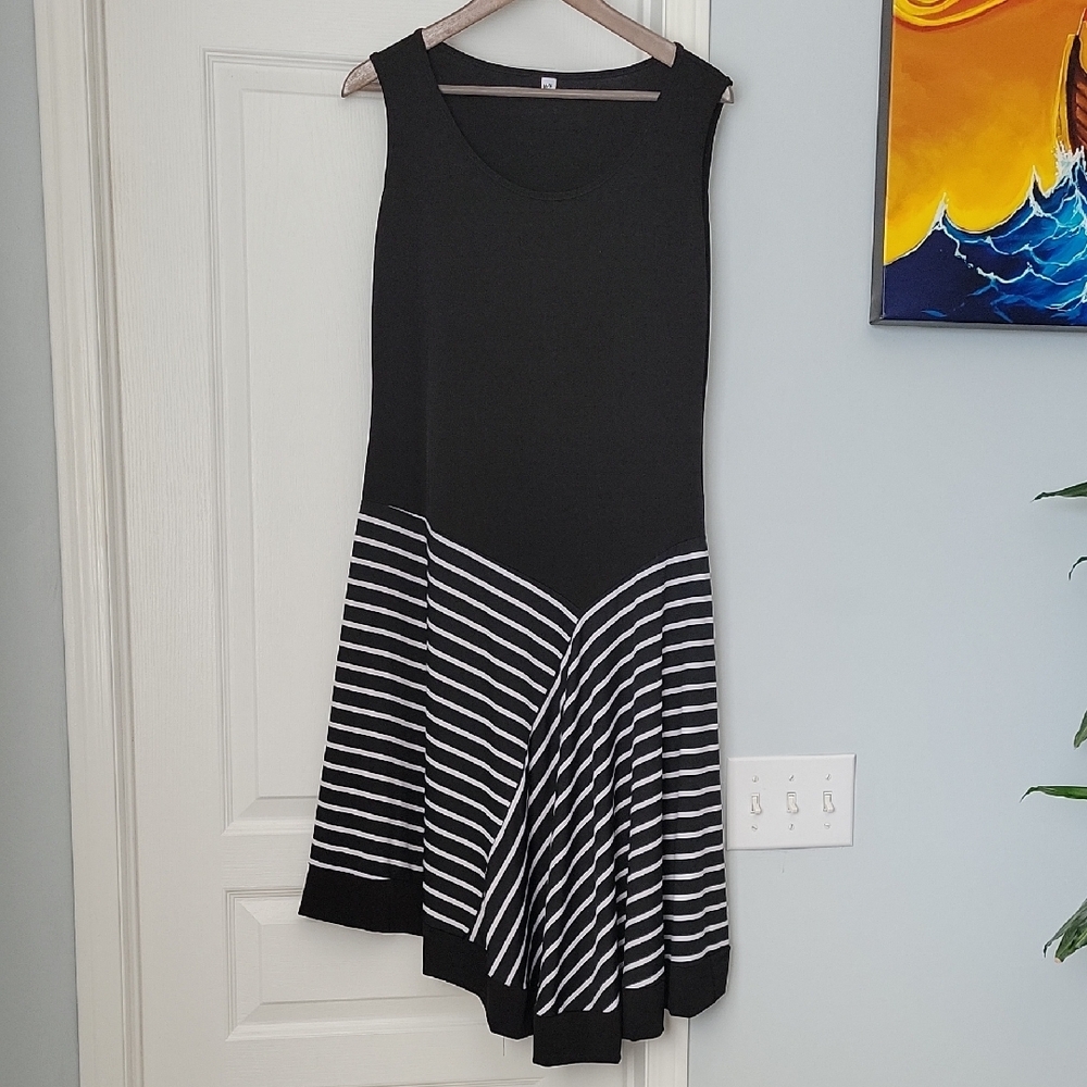 Sleeveless Black and White Striped Asymmetrical Hem Dress